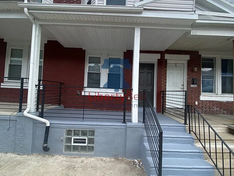 1543 N Frazier St — Photo 1