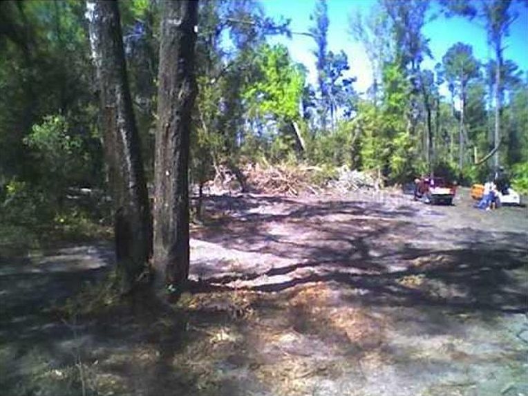 2nd image of 3020 Division St