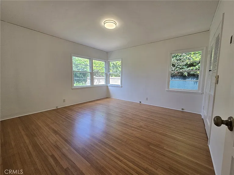 240 Euclid St — Photo 21