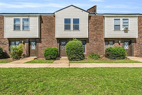 400 Forrest Blvd #13 Photo 1