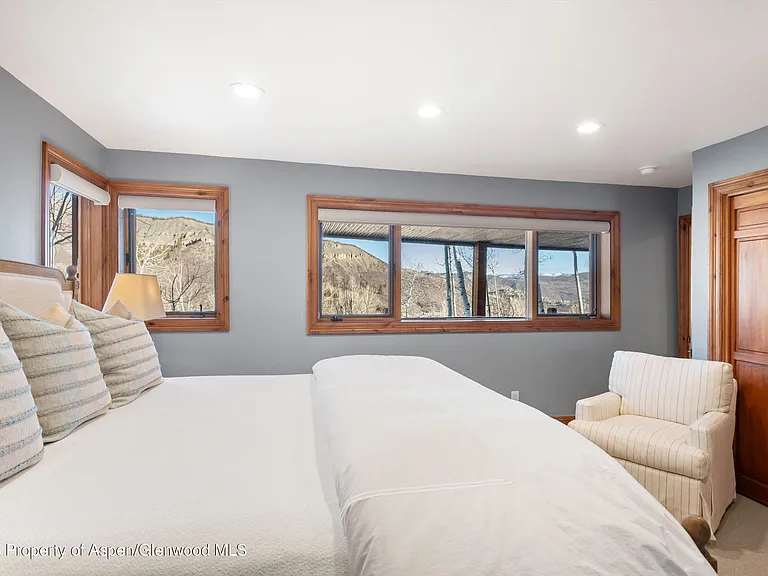 364 Ridge Rd — Photo 26