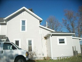 4th image of 74 King Ave