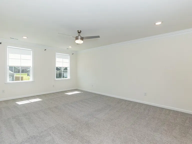 395 Oak Park Blvd — Photo 14