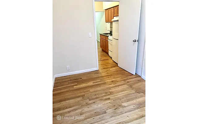 Rented by Douglas Elliman | media 30