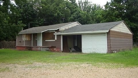2nd image of 807 Bard Rd