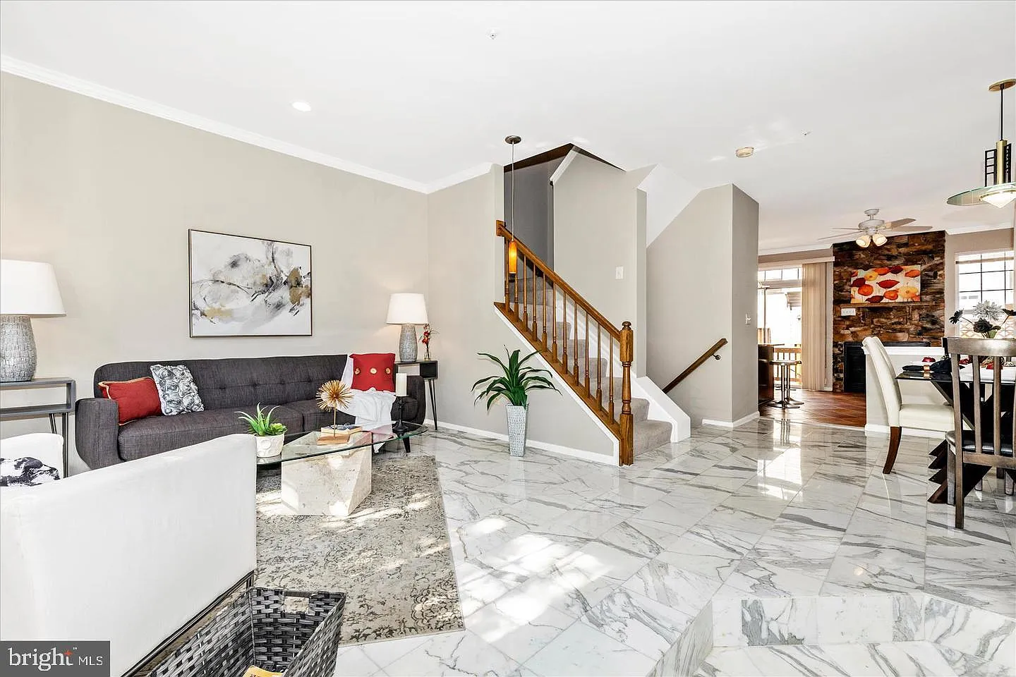 3 bed, 2.5 bath, 1760 sqft, $3,195 — Photo 4