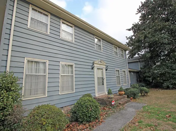 451 Castle Rd, Dalton, GA 30720