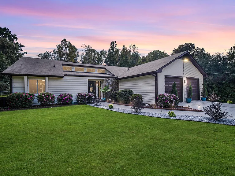 195 Pine Trail Rd — Photo 47