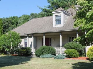 38 Peachstone Gln, West Springfield, MA 01089