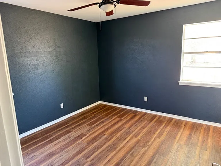 1234 Sycamore St — Photo 12