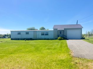 19 Lyons Rd, Plattsburgh, NY 12901