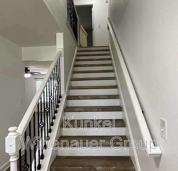 2621 Greystone Estates Pkwy — Photo 16