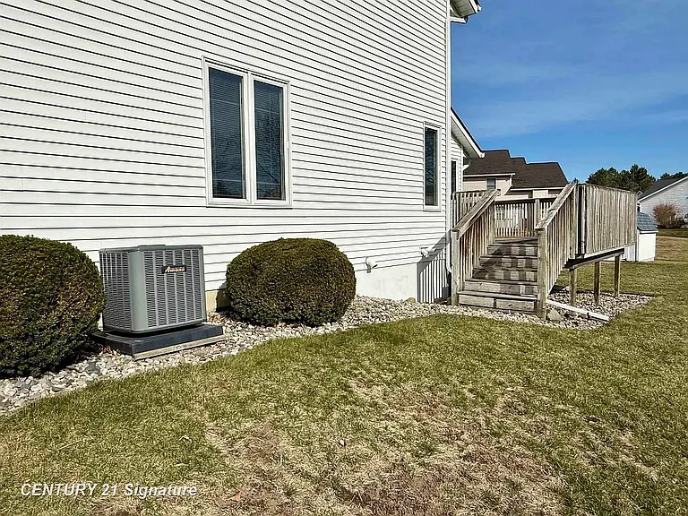 6030-6032 Canton Dr — Photo 20