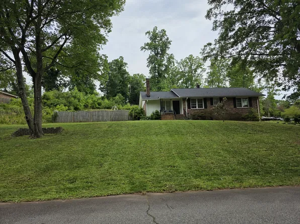 103 Pemberton Dr, Greenville, SC 29611