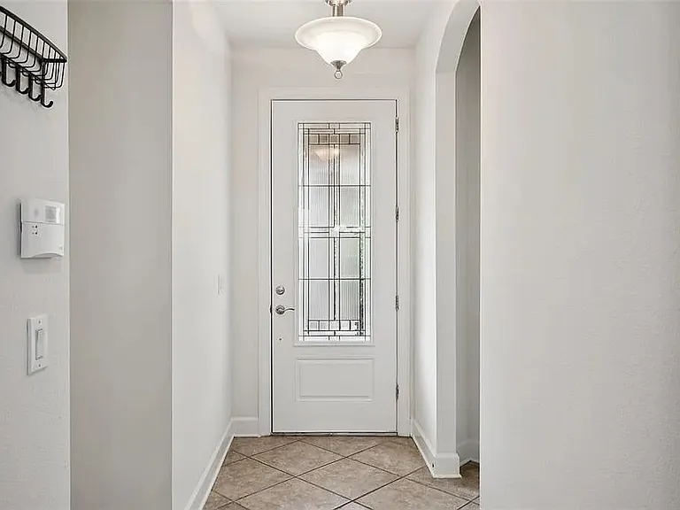 16036 Bella Woods Dr — Photo 4