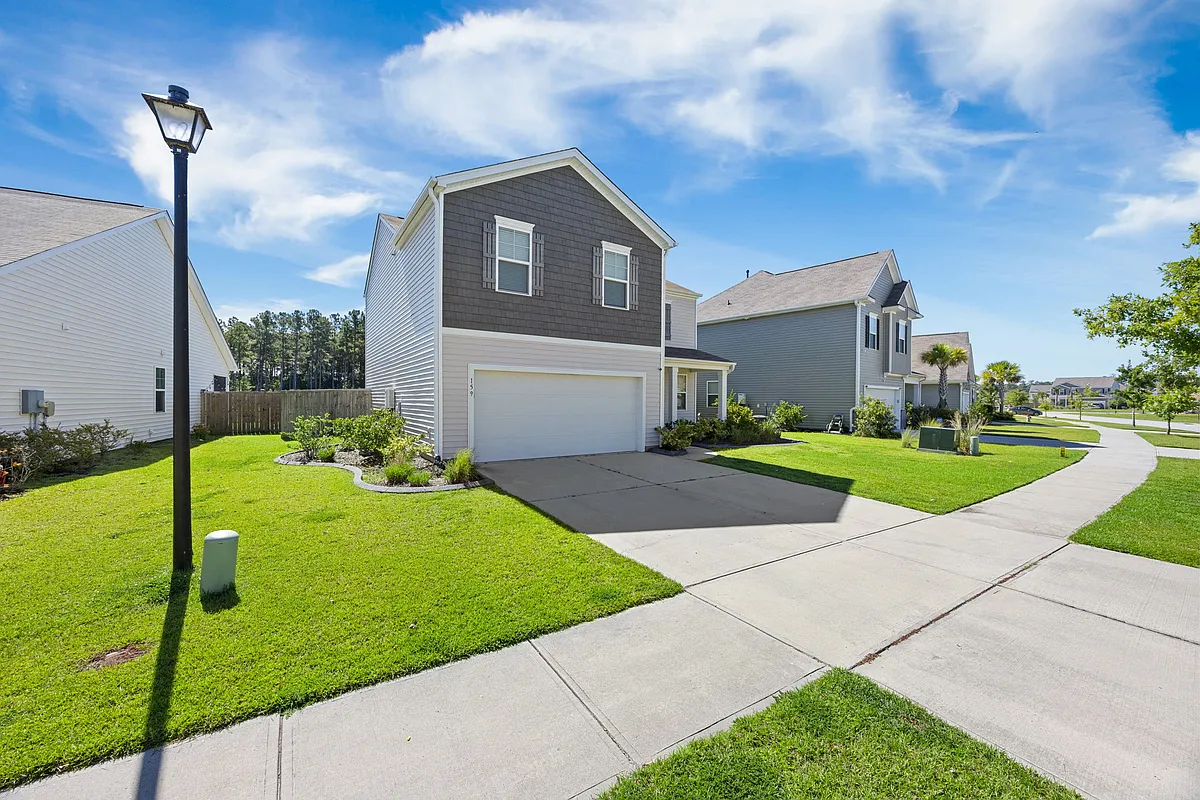 Building Photo - 159 Greenwich Dr