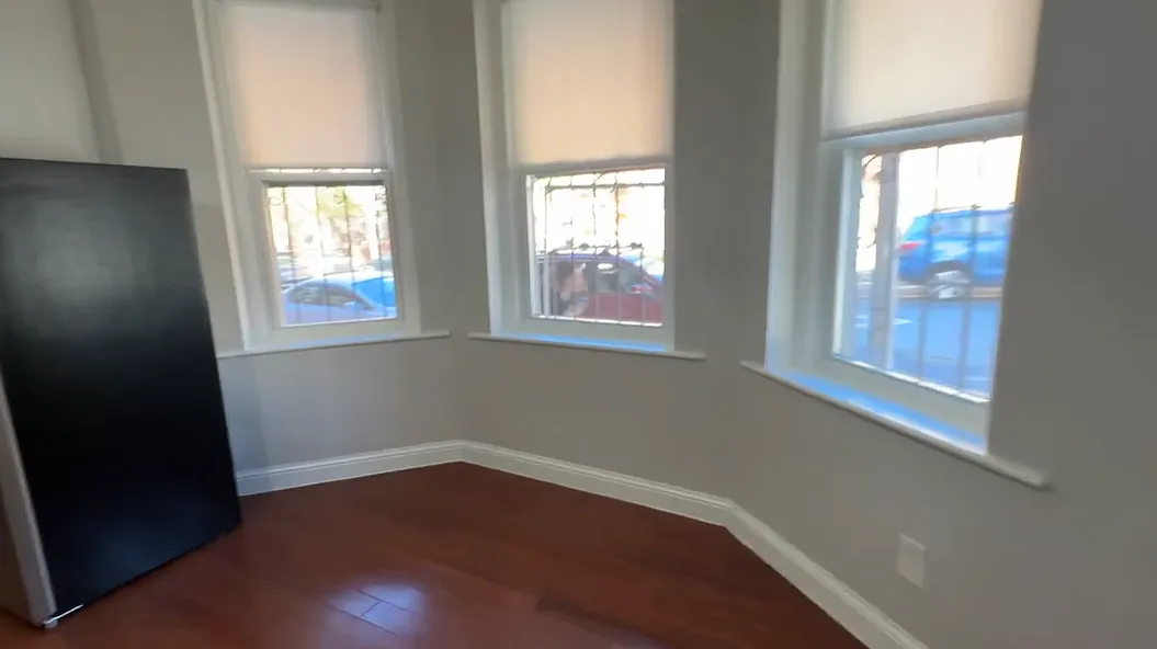 Building Photo - 73 S Huntington Ave #2U