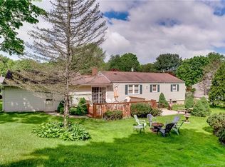 130 Azalea Dr, Middletown, CT 06457