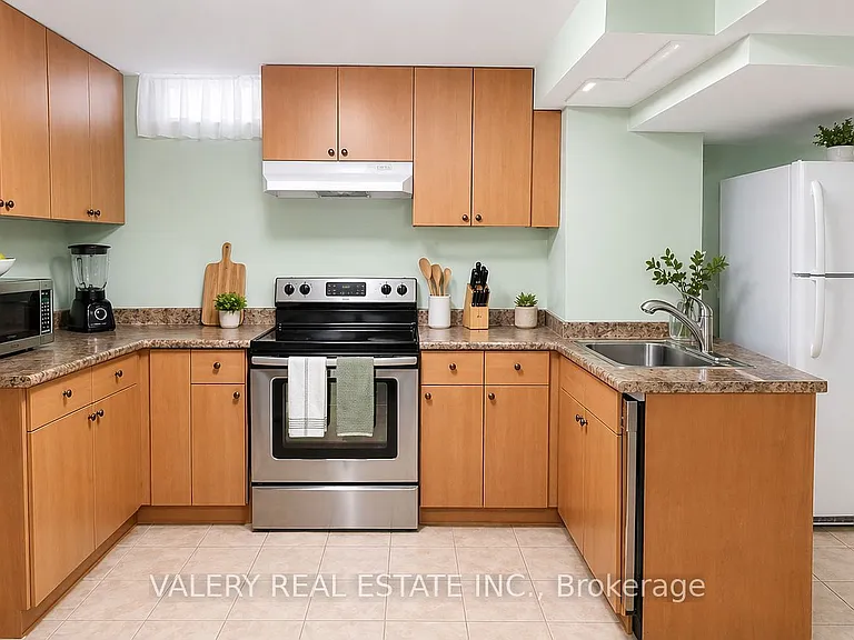 59 Casabel Dr #LOWER — Photo 2