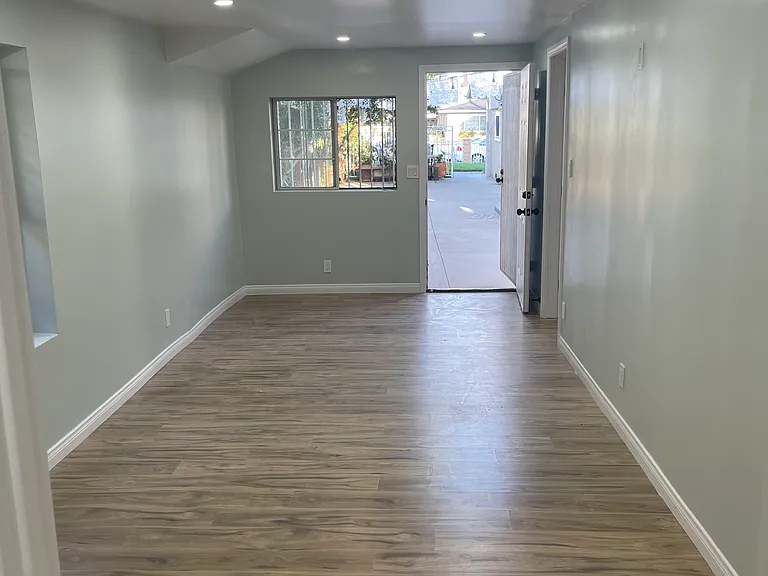 142 S Townsend Ave #144 — Photo 4