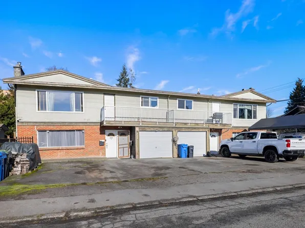 221/223 3rd St, Duncan, BC V9L 1S2