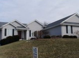 14979 Klinewood Rd, South Beloit, IL 61080