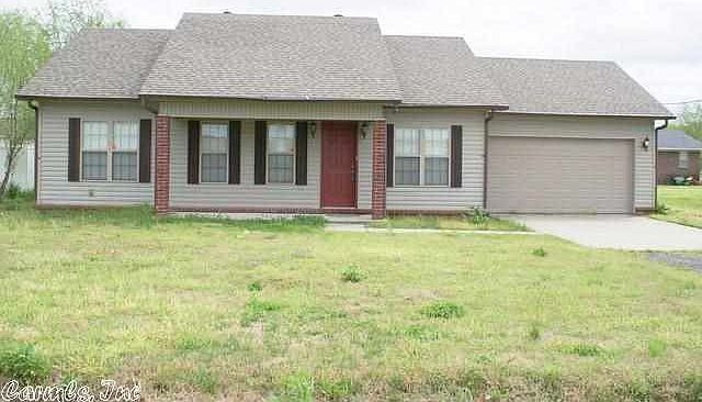 1st image of 110 E Lauren Ln