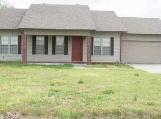 110 E Lauren Ln, Searcy, AR 72143