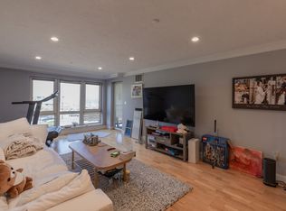 1001 Marina Dr APT 205, Quincy, MA 02171
