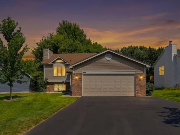 12959 Black Hills Dr, Burnsville, MN 55337