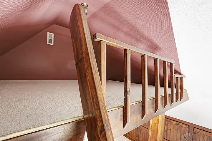 537 Aquarius Dr — Photo 24