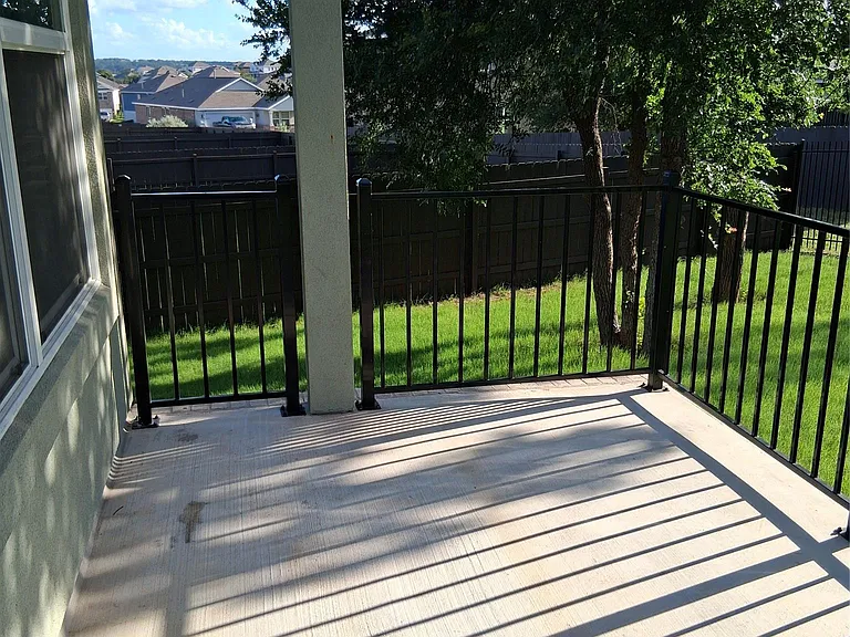 2121 Golden Grain Ln — Photo 11