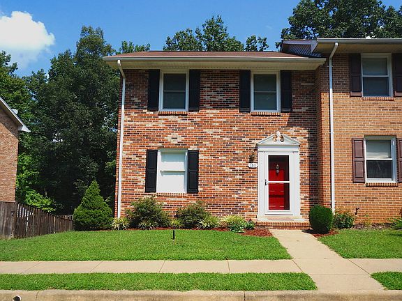 5th image of 110 Lyndale Ct