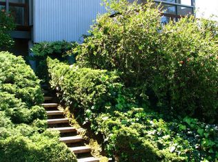 1 Highland Rd, Petaluma, CA 94952