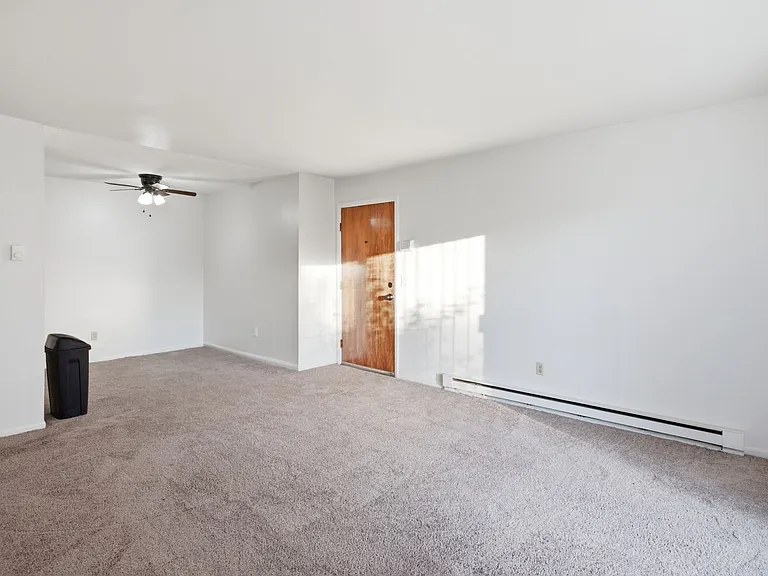 825 South Grand Avenue — Photo 10