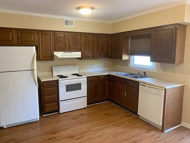 134 Oakmont Dr #12 — Photo 3