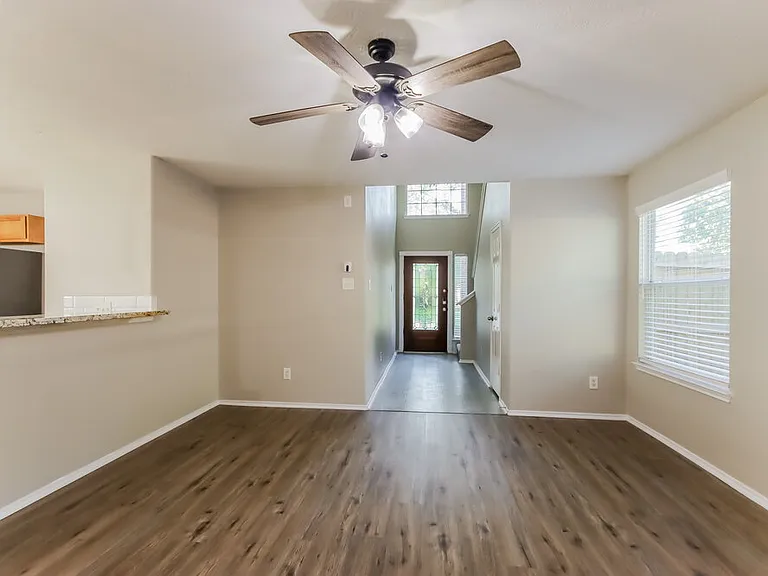 330 Harbor Mist Dr — Photo 6