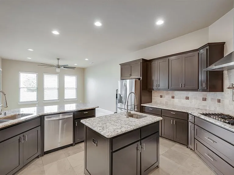 1012 Mallard Way — Photo 6