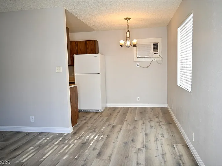5806 Dodd St #D — Photo 6