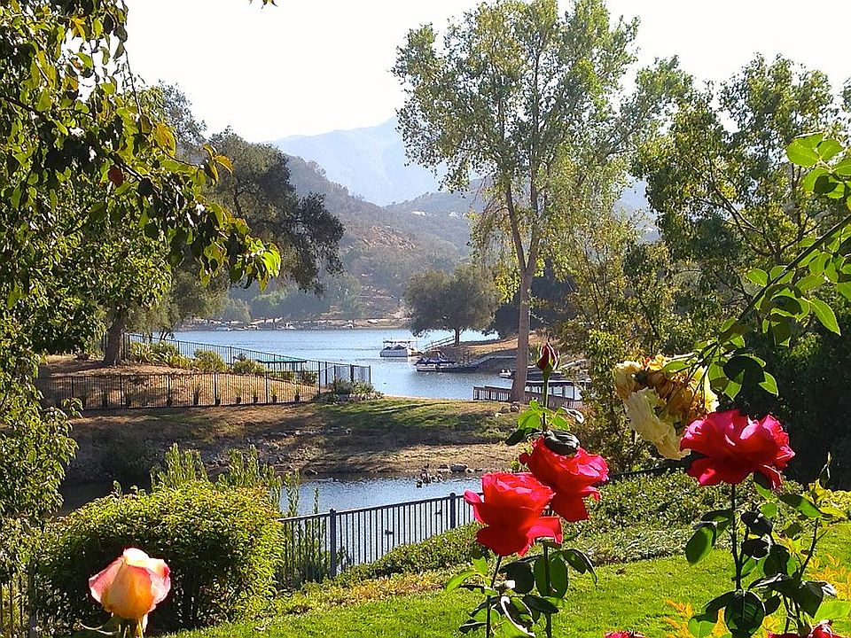 1st image of 202 Lake Sherwood Dr