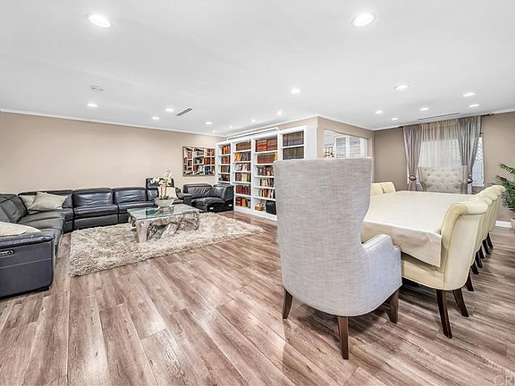 5th image of 6207 Teesdale Ave
