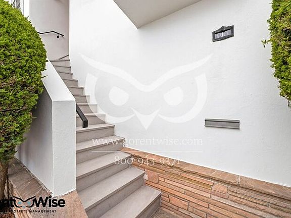 3rd image of 1 Marview Way