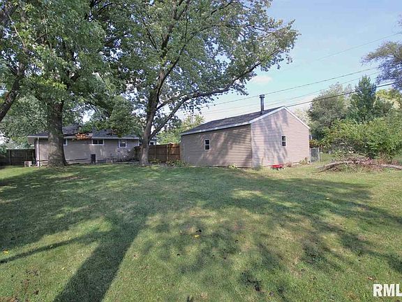 5th image of 204 Catalina Dr