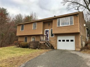 186 Bush Hill Rd, Willimantic, CT 06226