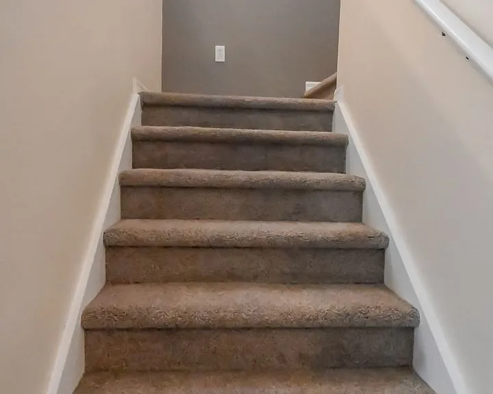 704 Monroe Cir #D — Photo 25