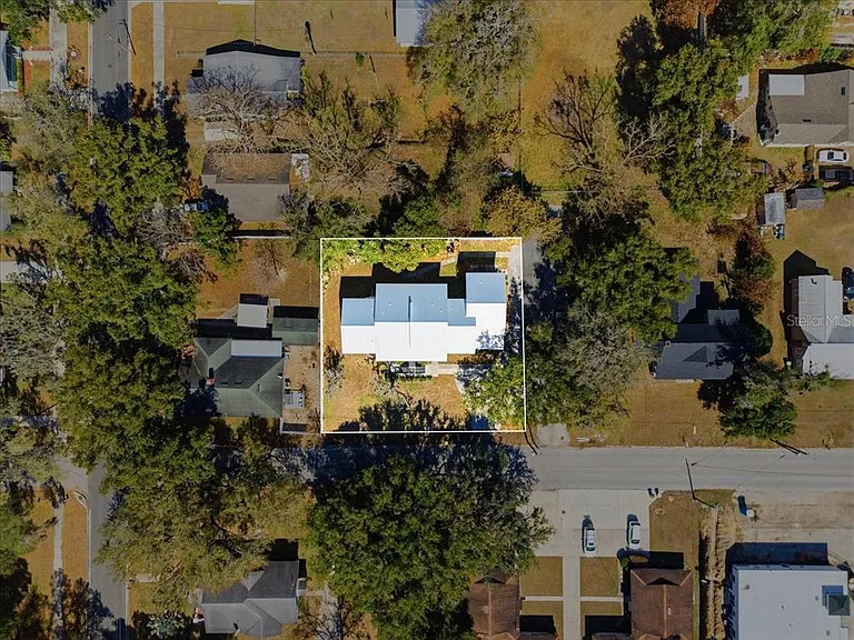 740 E Pearl St #E — Photo 22