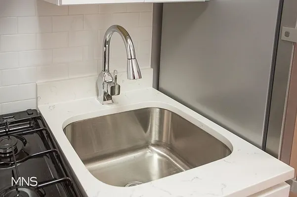 Rented by MNS | media 27