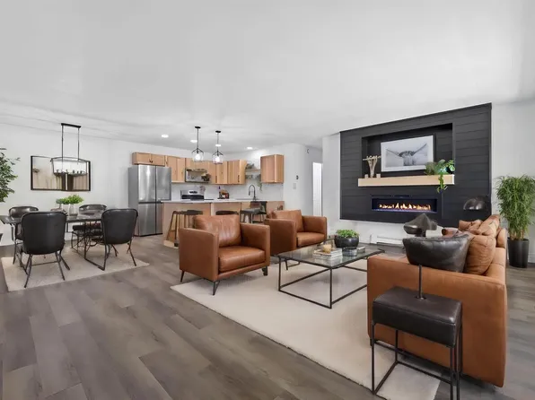 111 Heidel ROAD #6, Thiensville, WI 53092