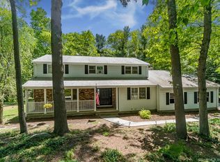 76 Center Rd, Tolland, CT 06084