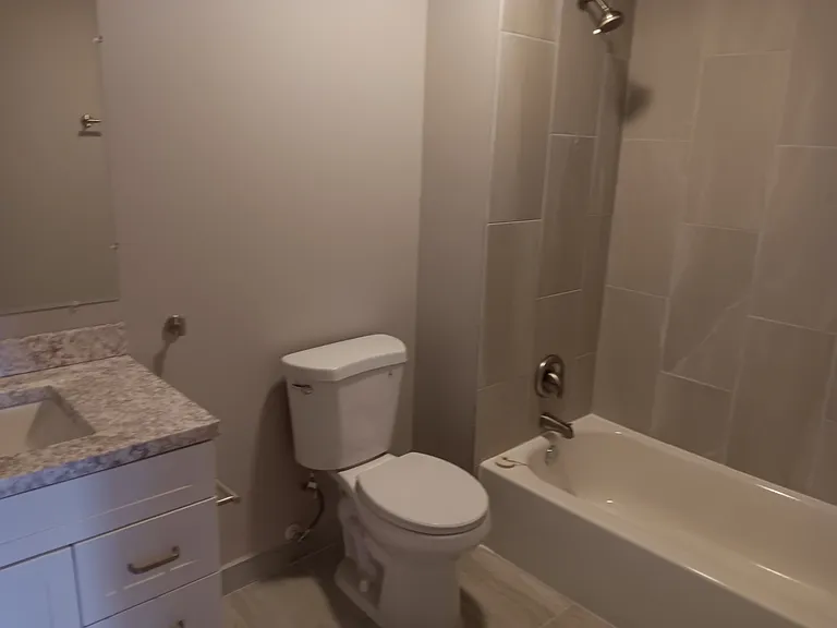 14924 Indiana Ave #1N — Photo 6